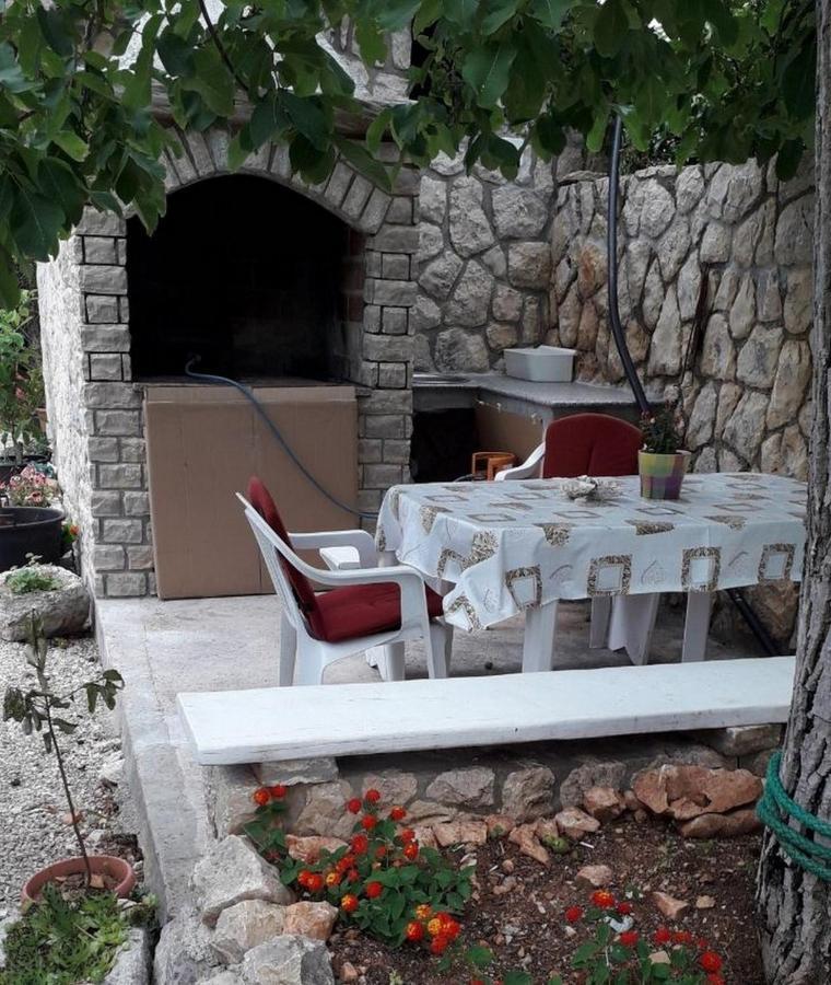 Apartments Marica Krk Town Esterno foto
